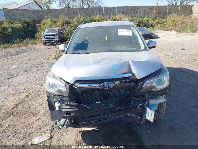 Subaru Forester 2.5i Limited 2018 JF2SJARC4JH403203 Image 13