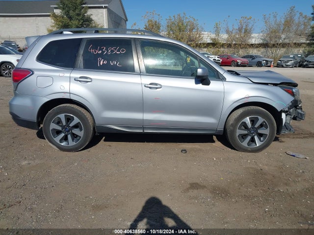 Subaru Forester 2.5i Limited 2018 JF2SJARC4JH403203 Image 14