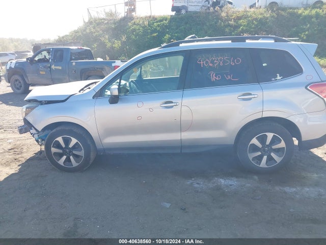 Subaru Forester 2.5i Limited 2018 JF2SJARC4JH403203 Image 15