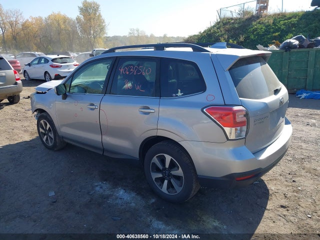 Subaru Forester 2.5i Limited 2018 JF2SJARC4JH403203 Image 3