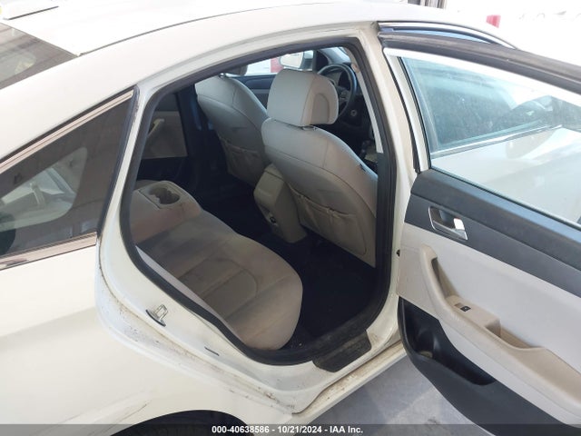 Hyundai SONATA SE 2016 5NPE24AF8GH384164 Image 8