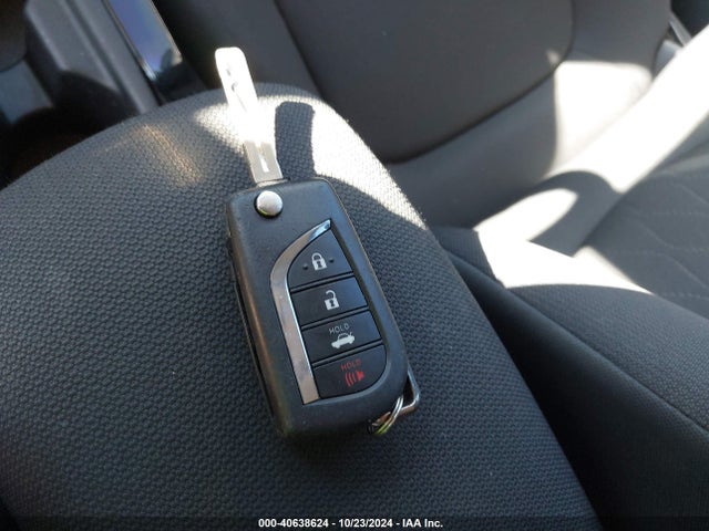 Toyota COROLLA LE 2021 5YFEPMAEXMP165018 Image 11