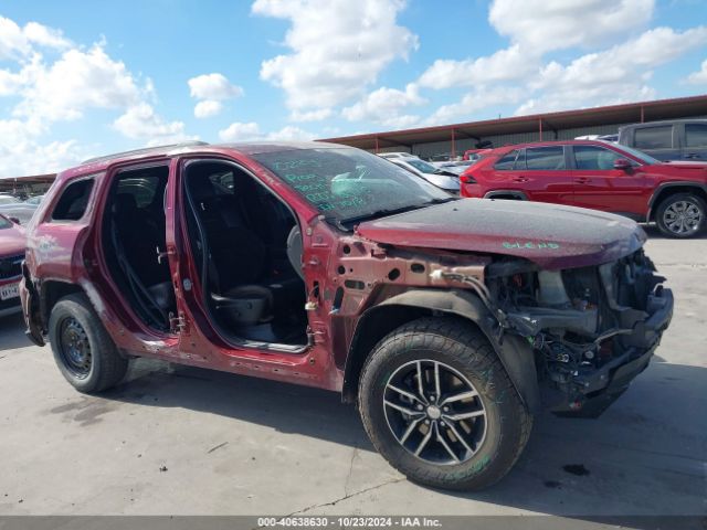 1C4RJFLT7JC138051 Jeep Grand Cherokee Trailhawk 4x4