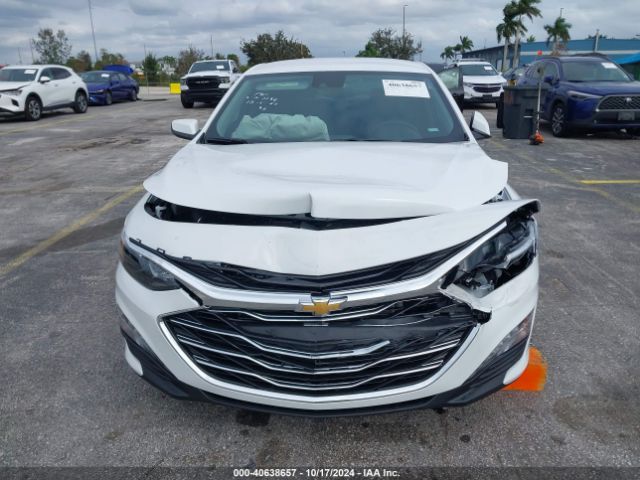 1G1ZD5STXSF128156 Chevrolet Malibu Fwd 1lt