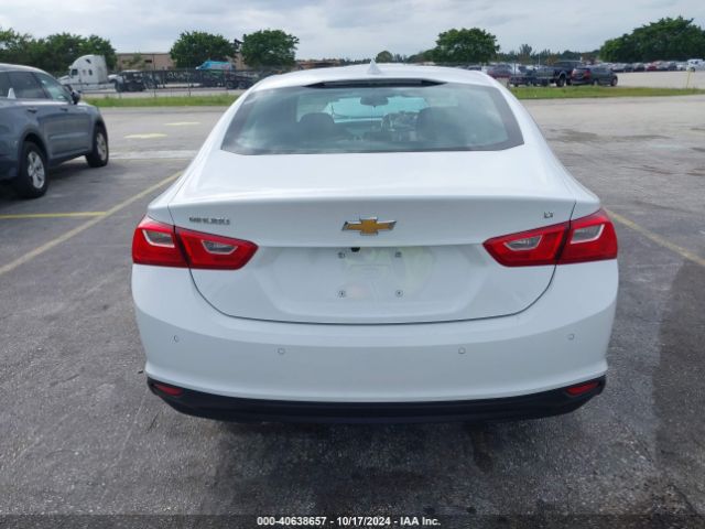 1G1ZD5STXSF128156 Chevrolet Malibu Fwd 1lt