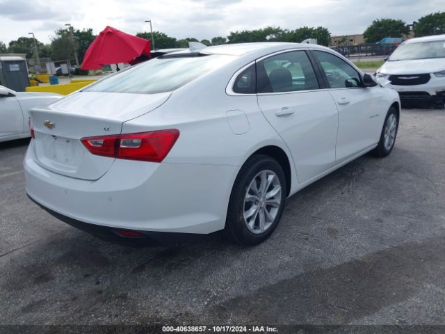 1G1ZD5STXSF128156 Chevrolet Malibu Fwd 1lt