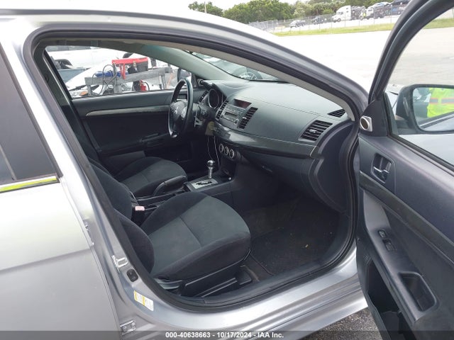 2008 MITSUBISHI LANCER JA3AU86U08U002089 Photo 4