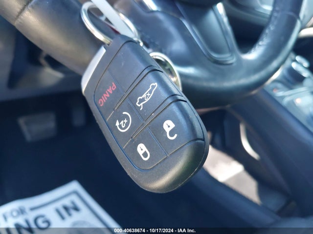 Chrysler 200 S 2015 1C3CCCBB4FN739117 Image 11