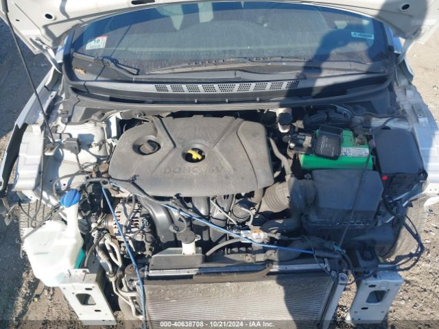 5NPDH4AE5FH571765 Hyundai ELANTRA SE