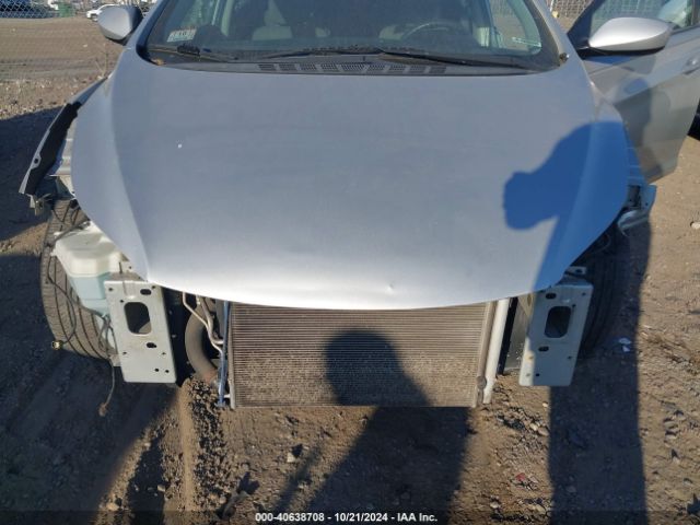 5NPDH4AE5FH571765 Hyundai ELANTRA SE