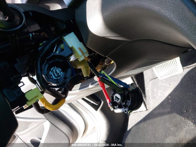 Hyundai ELANTRA SE 2018 5NPD74LF3JH235551 Image 18
