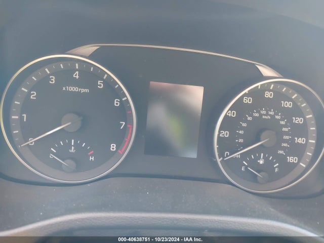 Hyundai ELANTRA SE 2018 5NPD74LF3JH235551 Image 7