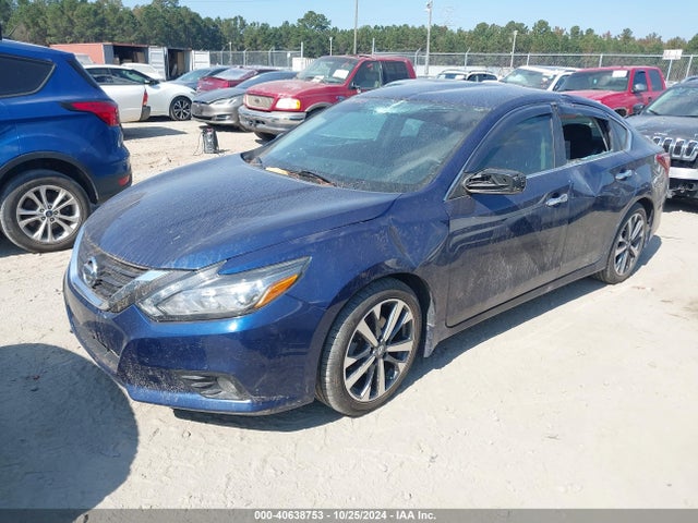 Nissan Altima 2.5 Sr 2017 1N4AL3AP7HC163382 Image 2