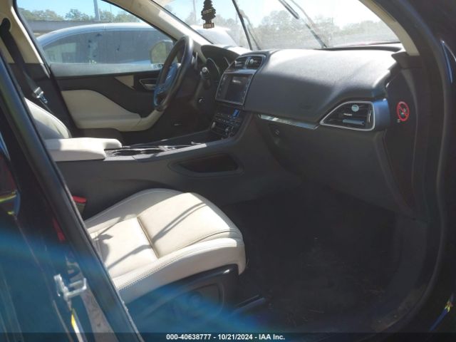 SADCK2BNXHA085483 Jaguar F-pace 20d Prestige