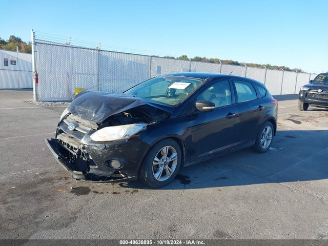 Ford FOCUS SE 2014 1FADP3K26EL161171 Image 2