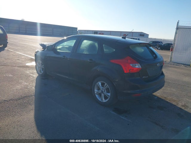 Ford FOCUS SE 2014 1FADP3K26EL161171 Image 3