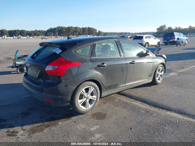 Ford FOCUS SE 2014 1FADP3K26EL161171 Image 4