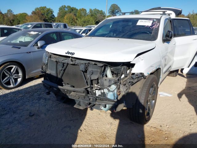 1C4RJFAG0JC424569 Jeep Grand Cherokee Upland 4x4