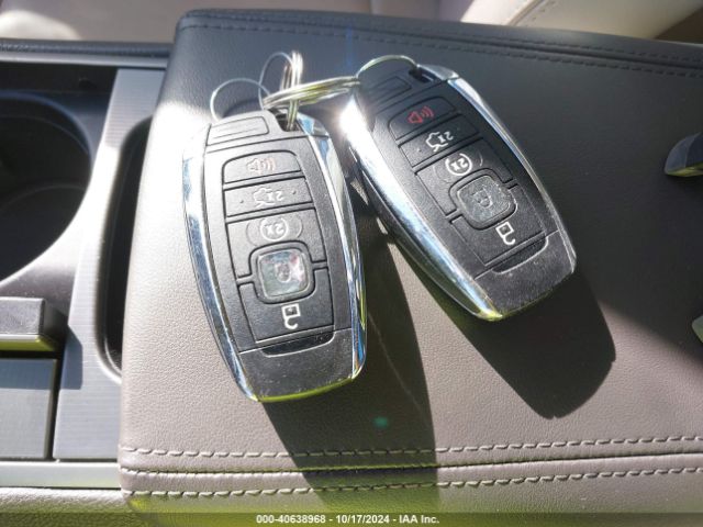 3LN6L5C91HR618699 Lincoln MKZ SELECT