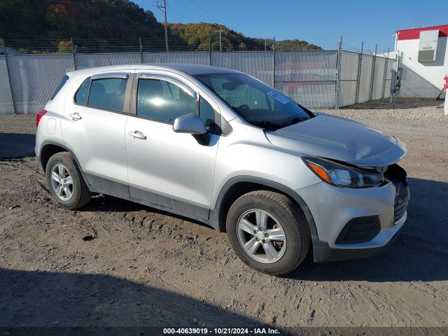 Chevrolet TRAX LS 2017 3GNCJNSB9HL262448 Image 1