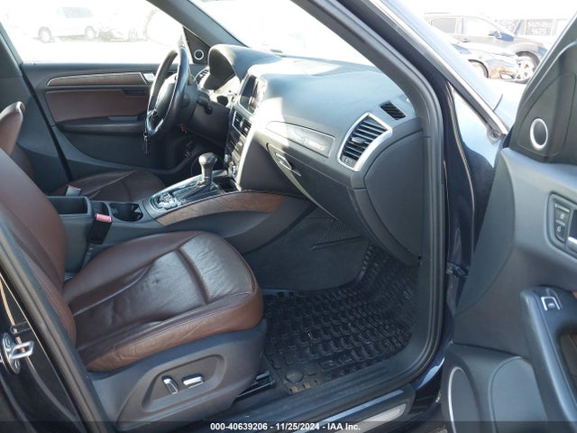 Audi Q5 2.0t Premium 2014 WA1LFAFP1EA101582 Image 5