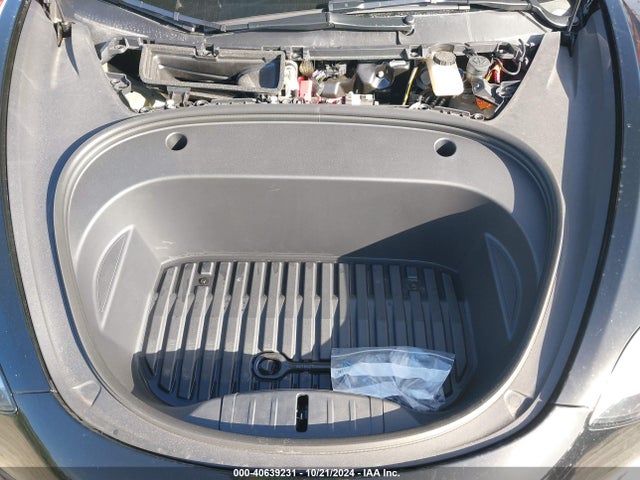 2023 TESLA MODEL 3 5YJ3E1EB2PF389329 Photo 9