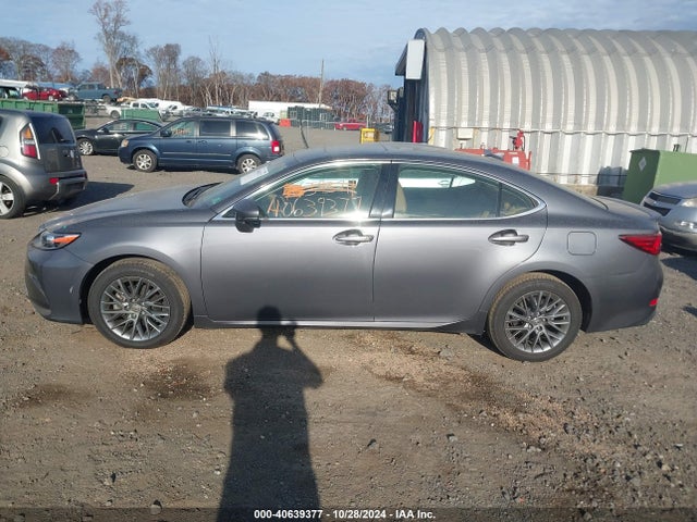 Lexus ES 350 2018 58ABK1GGXJU117935 Image 14