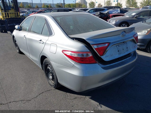 4T1BF1FK1HU805253 Toyota CAMRY SE