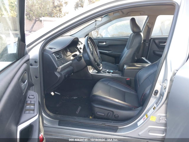 4T1BF1FK1HU805253 Toyota CAMRY SE