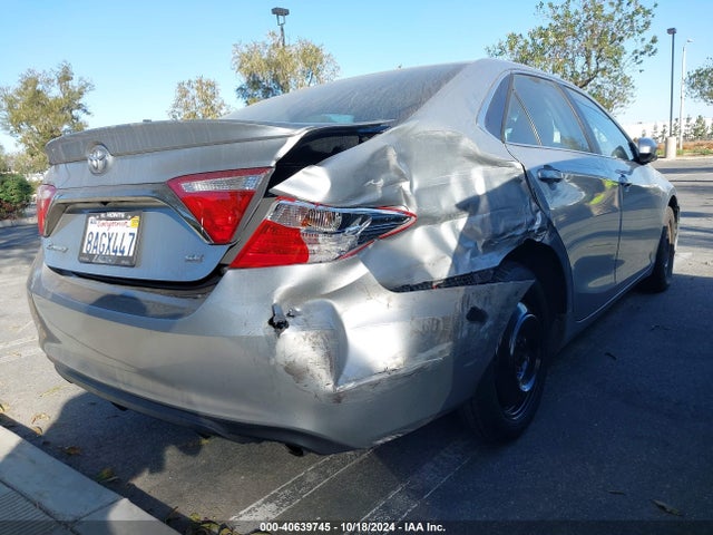 4T1BF1FK1HU805253 Toyota CAMRY SE