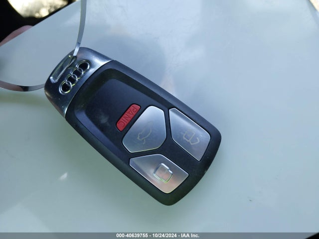 WAUENCF50JA041863 Audi A5 2.0t Premium