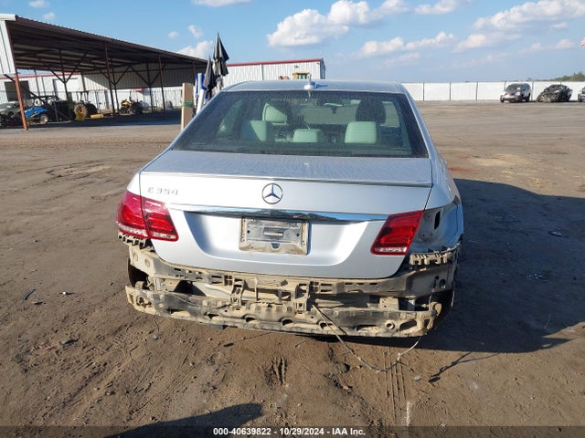 Mercedes-Benz E 350 2014 WDDHF5KB5EA884361 Image 17