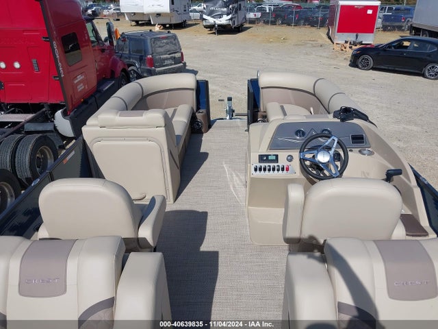 40639835 :رقم المزاد ، 5KZBB2226PA073343 vin ، 2023 Crest Iii Pontoon مزاد بيع