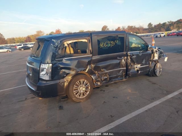 2C4RC1CG9ER455696 Chrysler Town & Country Touring-l