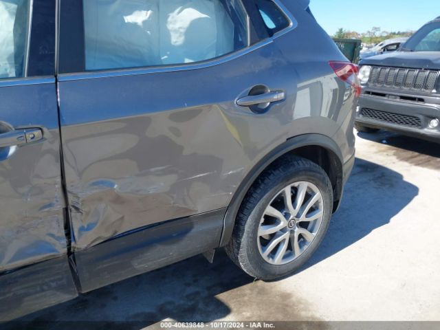 JN1BJ1BW5MW673501 Nissan Rogue Sport Sv Awd Xtronic Cvt