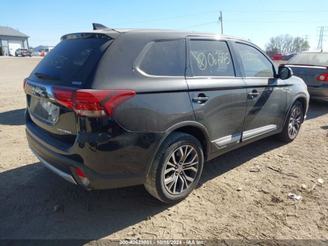 2018 MITSUBISHI OUTLANDER JA4AZ3A34JZ067275 Photo 3