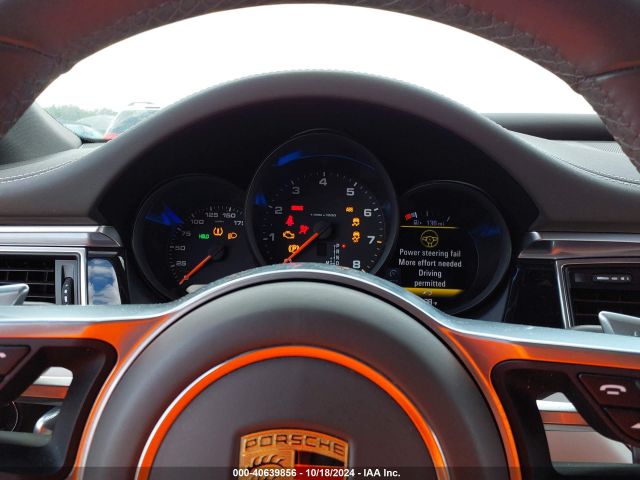 2018 PORSCHE MACAN WP1AA2A56JLB10394 Photo 6