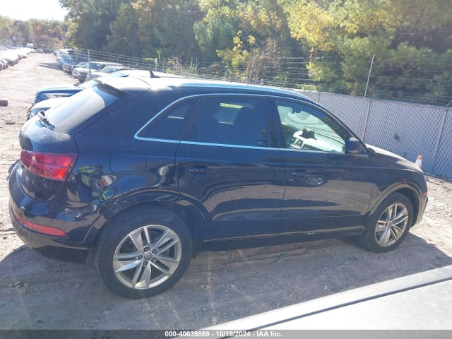 WA1EFCFS2GR013816 Audi Q3 2.0t Premium Plus