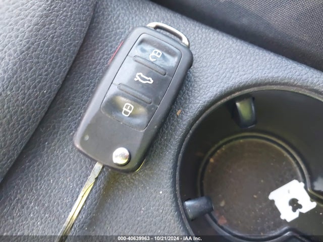 3VW2B7AJ4HM251614 Volkswagen Jetta 1.4t S