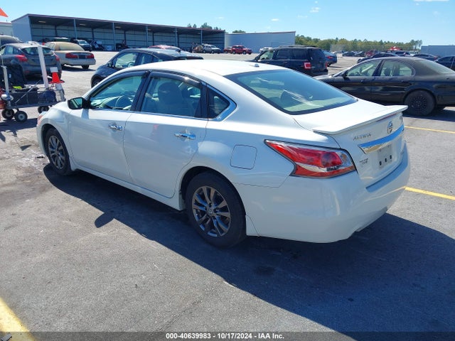 Nissan Altima 2.5 S 2015 1N4AL3AP1FC466543 Image 3
