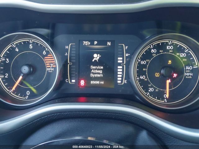 1C4PJMLB4JD507459 Jeep Cherokee Latitude Plus 4x4