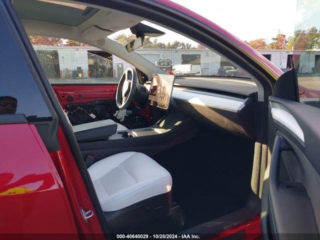 2022 TESLA MODEL Y 7SAYGDEF8NF529968 Photo 4