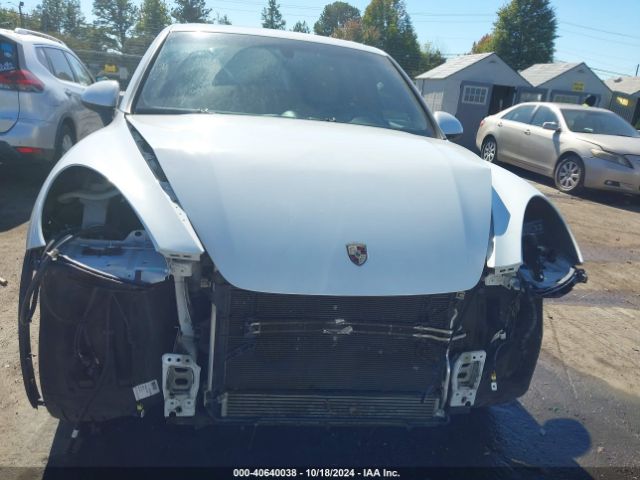 WP1AA2A27ELA97697 Porsche Cayenne Platinum Edition