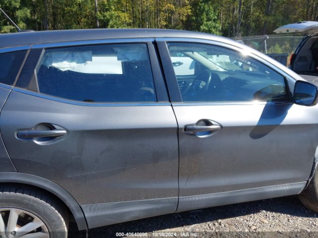JN1BJ1CP0JW191425 Nissan Rogue Sport S