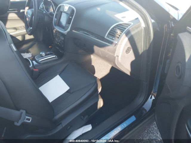 2C3CCADG8PH666874 Chrysler 300 Touring L