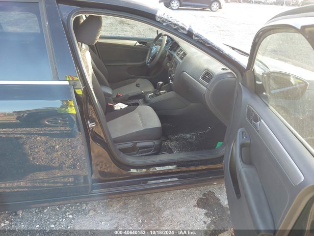3VW2B7AJ1HM411237 Volkswagen Jetta 1.4t S