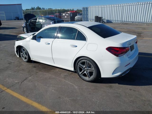 W1K3G4FB8MJ258619 Mercedes-Benz A 220 4matic