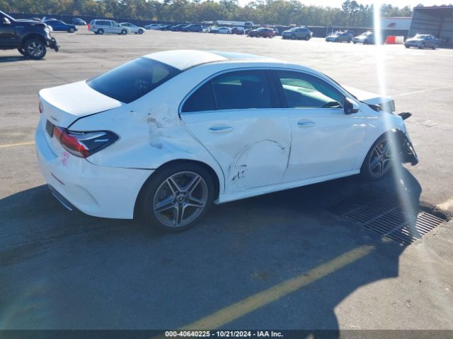 W1K3G4FB8MJ258619 Mercedes-Benz A 220 4matic