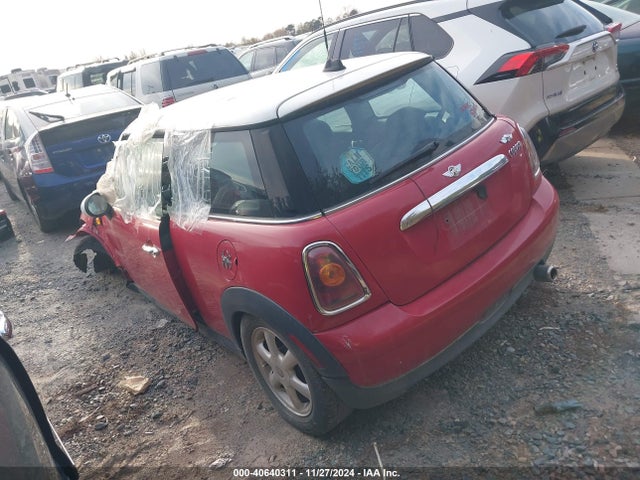 2008 MINI COOPER WMWMF33558TT67539 Photo 2