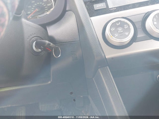 Subaru Crosstrek 2.0i Premium 2017 JF2GPABCXH8229131 Image 11